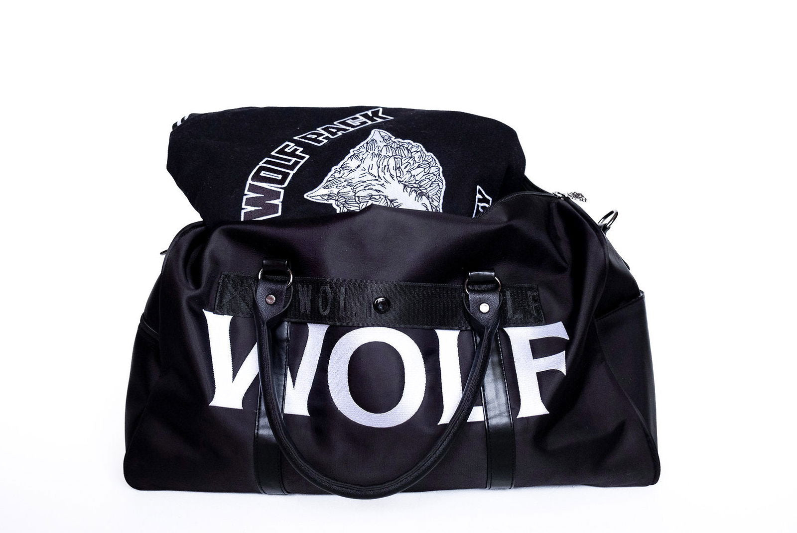 Alpha Wolf Duffle & Supreme Gear - WOLFS HOUSE